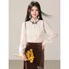 Nuevo Estilo Chino Botón de Rana Corbata de Lazo Estilo Nacional Camisa 2026 Nuevo Diseño de Encaje en Bloques de Color Camisa de Manga Larga para Mujer