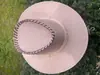 Sombrero de Sol para Hombre de Verano con Tres Cuerdas Sombrero de Vaquero Material de Cáñamo Sombrero de Estilo Étnico Europeo y Americano Sombrero de Viaje para Playa
