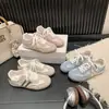 Zapatillas planas casual con cordones versátiles 2026, zapatos casual retro para primavera/otoño, zapatos de mujer, nuevo diseño elegante
