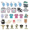 Broche de serie médica transfronteriza nuevo personalidad creativa dibujos animados dentista doctor enfermera traje de diente insignia venta al por mayor