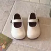 Zapatos Pequeños de Cuero para Niñas 2026 Otoño Zapatos Individuales para Bebé Zapatos de Princesa Estilo Coreano Punta Redonda Suela Suave Mocasines Bajos Plateados