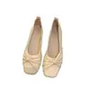 Sapatos Mary Jane de Salto Baixo Estilo Francês para Mulheres, Novos Sapatos Rasos para Primavera e Outono 2026, Versáteis com Saias, Sapatos de Um Só, Sapatilhas