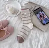 Meias Femininas Estilo Coreano Bordadas Rosa Meias Sem Costura Meias Fofas de Cachorro Cartoon Meias Femininas Estilo Universitário Color Block Meia de Cano Médio