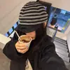 Novo Gorro de Lã Listrado Outono/Inverno 2025 para Mulheres com Aba Ajustável para Modificar o Formato do Rosto, Boné de Baseball com Aba Curta para Homens