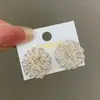 Pendientes de Plata 925 con Aguja, Adornados con Cristales y Perlas Frescas para Mujer, Pendientes de Moda Versátiles con un Toque de Lujo, Accesorios para Orejas Estilo Hong Kong de Lujo Ligero