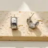 Pendientes Metálicos Brillantes en Forma de C de Alta Gama, Modernos y Versátiles, Accesorios Sencillos para el Trayecto al Trabajo