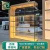 Vitrina curva de madera clara con veta de madera y luz LED cálida incorporada, vitrina moderna minimalista de alta gama de madera maciza fabricante personalizado