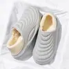 2026 Inverno Novo Antiderrapante Mais Veludo Impermeável Casa Interior Quente Pantufas de Algodão Masculinas Sola Grossa Pantufas de Algodão Mais Veludo