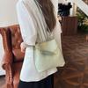 2024 Nueva Moda Verano Bolso Balde Estilo Coreano Distintivo Bolso Simple Casual Diseño Nicho para Mujer Bolso Cruzado