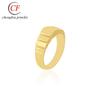 Anel de design de textura de bolsa de chifre único estilo francês anel anel aço titânio feminino banhado a ouro real 18k anel pulseira