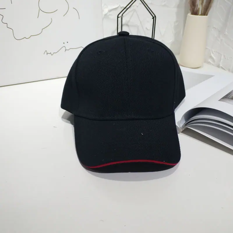 黑色红夹边