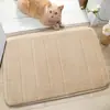 Alfombra de Piso de Vellón de Coral de Color Sólido Felpudo para Puerta de Casa Plano con Relieve Piedra Espuma con Memoria Alfombra Absorbente para Puerta Felpudo para Cocina Transfronterizo