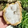 Geoda de Piedra Cruda Natural Marroquí Geoda de Ágata con Borde Dorado Adorno Decoración para el Hogar y la Oficina Fábrica de Origen Venta al por Mayor