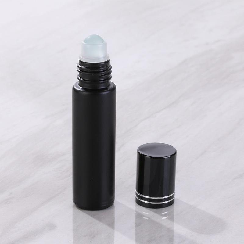 IMG_3352 10ml哑黑滚珠瓶+玻璃珠+亮黑色双线盖