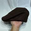Boina de lengua de pato estilo japonés simple de color sólido para hombres y mujeres, boina de lengua de pato británica retro de primavera y otoño que muestra la cara, sombrero pequeño de vendedor de periódicos de moda