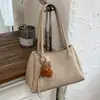 Bolsa de Hombro Transfronteriza Otoño 2025 Nueva Vintage Gran Capacidad Debajo del Brazo Moda Versátil Simple Bolsita de Nicho para Viajar