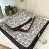 Corea del Sur Algodón de Ganso Cubierta de Cama Juego de Tres Piezas Lavable a Máquina Algodón de Doble Cara Acolchado Sábana de Cama Acolchada Manta Universal para Todas las Estaciones