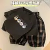 Conjunto de Verão de Algodão Puro de Manga Curta, Novo Estilo de Verão para Meninas e Bebês, Roupa Fina, Conjunto de Duas Peças com Camiseta e Calça Cropped