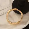 2025 Nuevo Pulsera Curva de Ola para Mujer de Amazon Simple Elegante Versátil de Moda Joyería para Mano