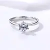 Anillo Clásico de Seis Garras Femenino de 1 Quilate de Circonita Anillo Abierto para Regalo de Novia Moda Anillo de Diamante de Simulación para Boda