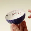 Taza de Té de Cerámica Pastel Bajo Esmalte con Diseño Pintado a Mano de Flor de Ciruelo y Crisantemo, Alto Valor Estético, Taza Maestra de Cerámica Hecha a Mano para Mujeres