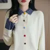 Suéter de malha xadrez patchwork de cor sólida, estilo duas peças falsas, para mulheres, novo cardigã jaqueta casual estilo coreano com gola virada, para outono e inverno, para mulheres