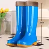 Botas de lluvia de goma negras de caña alta con forro de felpa, cubrezapatos impermeables, protectores de zapatos de goma, botas de agua, botas cortas de cocina para mujer, cálidas
