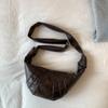 Bolsa Mensageiro Retrô Maillard Feminina 2025 Nova Moda Outono e Inverno Bolsa de Ombro Grande Capacidade Transversal Dumpling
