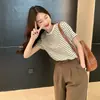 Camiseta retro de manga corta a rayas para mujer, con un elegante cuello redondo, perfecta como prenda básica para el verano de 2026. Top de estudiante holgado, casual y moderno