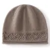 Nuevo gorro de cachemira, gorro de punto jacquard calado otoño/invierno, gorro cálido y resistente al frío para mujer, gorro de punto simple y versátil