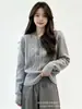 Suéter de punto grueso de color liso estilo coreano con trenzas para mujer, nuevo para otoño e invierno, ajuste ceñido, cuello redondo, manga larga, jersey base