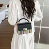 Bolso Cuadrado Pequeño Tejido Estilo Coreano Estilo Ins para Mujer, Moderno y Versátil, Bolso de Hombro Cruzado con Bloques de Color, Bolso de Mano de Alta Gama para Viajes