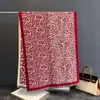 Bufanda de gran tamaño con estampado de leopardo de estilo étnico retro europeo y americano más vendida para mujer, lujo ligero con un toque de alta gama, chal con flecos de doble cara al por mayor