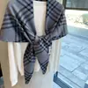 Cachecol Xale Triângulo Xadrez Britânico Feminino Outono Inverno Cachecol Quente de Alta Qualidade Versátil Cardigan de Tricô Externo Aquecedor de Pescoço