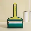 Quitapelusas 2 en 1 con rollo de papel desprendible, removedor electrostático de pelo de mascota, limpiador de polvo para pisos, cepillo para limpieza de sábanas y eliminación de pelusas