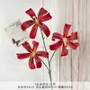 Flor artificial de simulación roja, flor artificial terminada, arreglo floral para boda, flor de paisajismo, sentido avanzado, arreglo floral para sala de estar, adornos