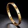 Pulsera Transfronteriza de Acero Inoxidable Europea y Americana, Pulsera de Clavo de Acero de Titanio para Mujer, No se Desvanece, Simple, Versátil, Pulsera de Moda y Elegante