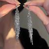 Brincos de Franja Prateados para Mulheres, Ear Cuffs de Design de Nicho de Luxo Leve, Novo Estilo Tendência 2025, Brincos Versáteis e Emagrecedores