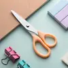 Venda Direta da Fábrica de Yangjiang, Tesouras Feitas à Mão, Tesouras de Escritório e Domésticas, Tesouras de Aço Inoxidável para Crianças e Estudantes, Corte de Papel para Artesanato DIY