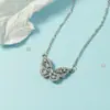 Colar de Borboleta Estilo Europeu e Americano, Corrente Curta para Clavícula com Pingente de Diamante Microcravejado, Estilo Popular de Influenciador, Simples e Versátil para Mulheres