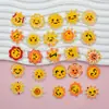 Accesorios Planos de PVC Lindos Transfronterizos Pasador Broche Ropa Accesorios de Joyería DIY Dibujos Animados Sol Pequeño Parche de Goma Suave