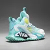 Sapatos de Menino Verão 2026 Novo Modelo Tênis de Basquete Infantil em Malha Tênis de Corrida Respirável em Malha Única para Crianças Maiores