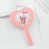 Espejo de Maquillaje de Mano de Dibujos Animados Lindo Corazón Espejo con Mango HD Espejo de Maquillaje Portátil Espejo de Maquillaje para Estudiantes
