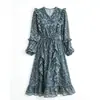 Vestido floral de cuello en V con volantes para mujer de principios de otoño, de manga larga, de gasa, entallado en la cintura, con detalle de lazo, creando un look suave y elegante, efecto adelgazante, perfecto para unas vacaciones