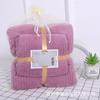 Toalla de Baño Auspiciosa a Cuadros Lista para Usar del Fabricante Suave Espesa Absorbente Terciopelo de Coral Toalla para el Hogar Toalla de Baño Set para Mamá Venta al por Mayor