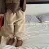 2026 Roupas Infantis Outono e Inverno Estilo Coreano Lã de Cordeiro Espessada Calças de Algodão de Inverno para Meninas e Meninos 5655