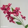 Flores Artificiais: Orquídea Chama de 7 Cabeças, Material Floral de Alta Qualidade para Arranjos de Casamento, Série de Cores Jardim de Monet, Flores de Seda, Lírio da Chuva, Flores Artificiais