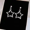 Pendientes de Perla de Lujo Ligero Aguja de Plata para Viajantes Pendientes Redondos Geométricos Estilo Coreano Moda Pendientes de Perla Redonda con Incrustaciones de Diamante Pendientes Huecos de Estrella de Cinco Puntas