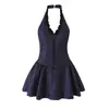 Venta al por mayor de ropa de mujer de moda estilo europeo y americano para la temporada de otoño: nuevos vestidos de cuadros azules sin espalda, ajustados, de cuello halter y faldas de vuelo