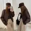 Colección nueva de invierno 2026: chaquetas acolchadas de algodón, modernas y versátiles, con mangas de punto sencillas, diseño de algodón acanalado y abrigo cálido estilo coreano